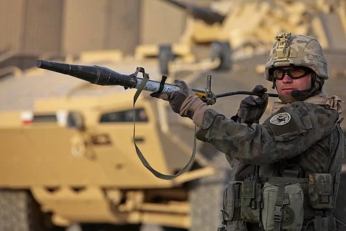 Польскі жаўнер з RPG-76 Komar у Афганістане.