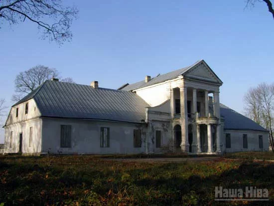 Сядзібны дом у стылі позняга класіцызму (1854-1856 гг.) Падароск, Ваўскавыскі раён.
