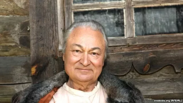 Генадзь Бураўкін – казачнік Бай. Фота В. Дубоўскага.