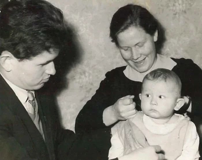 З жонкай і сынам, 1962 год.