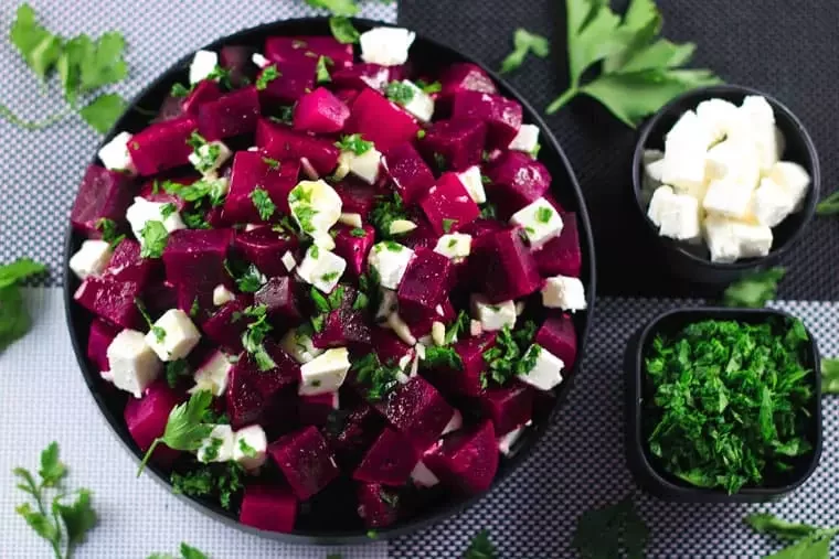 Feta & beetroot salad
