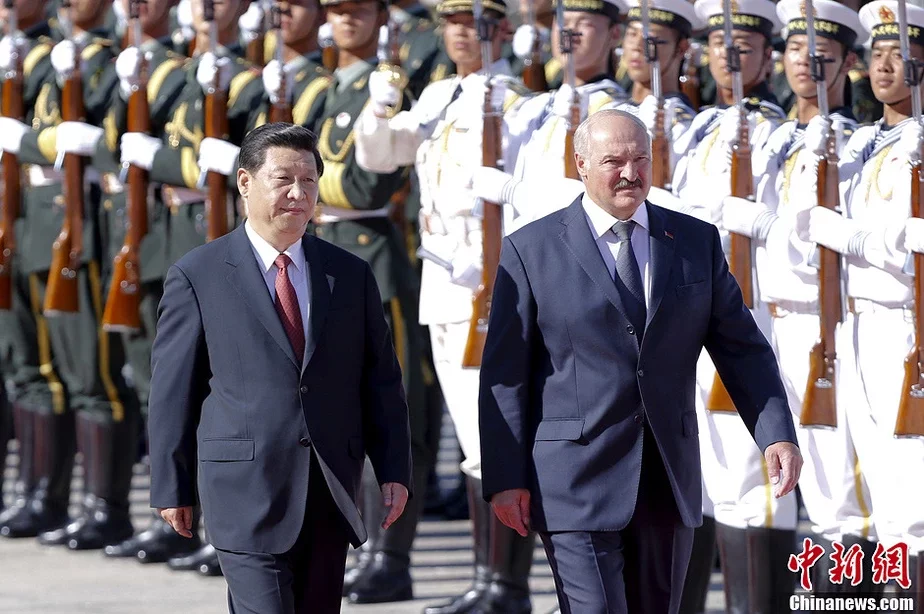 Сі Цзіньпін і Аляксандр Лукашэнка. Фота chinanews.com.