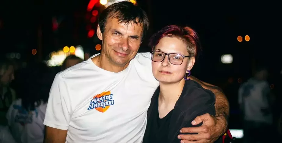 Лиза Тимашкова с отцом Дмитрием, август 2018 года. Фото из личного архива девушки