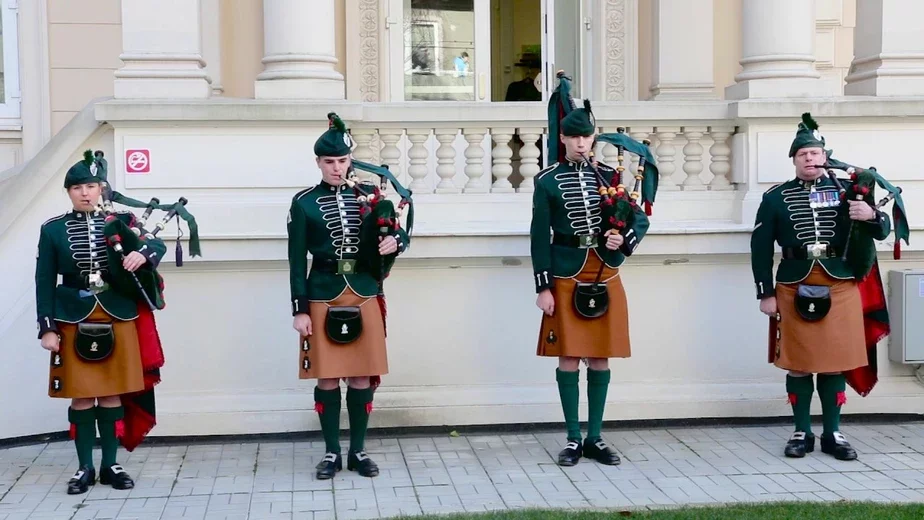 The Royal Irish Regiment Pipers / YouTube