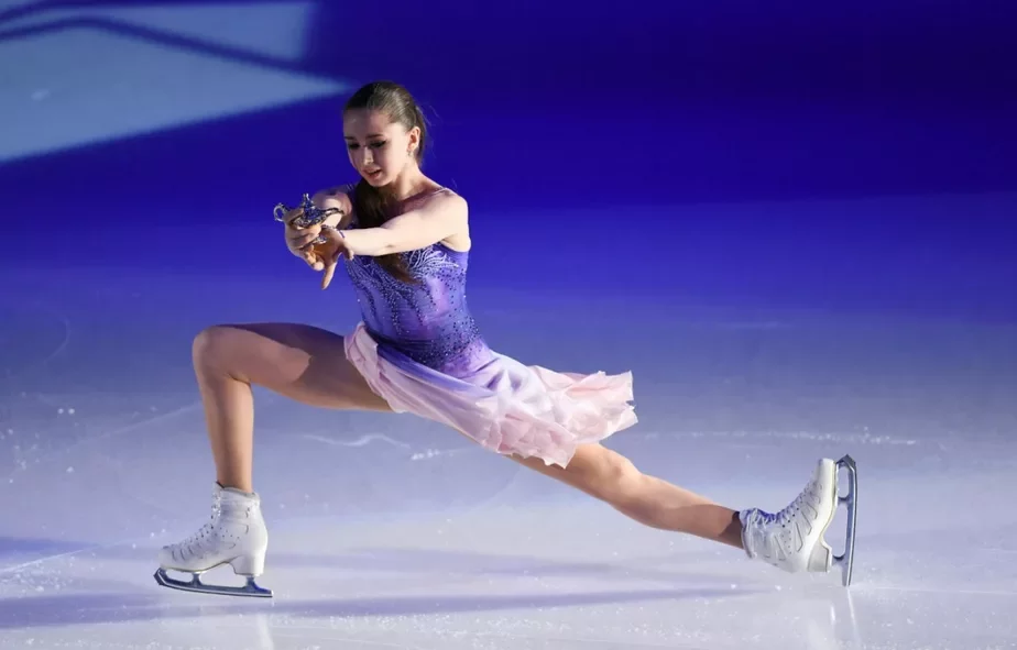 Вопрос участия несовершеннолетних в Олимпиаде весьма актуальный для фигурного катания. На фото: Камила Валиева.