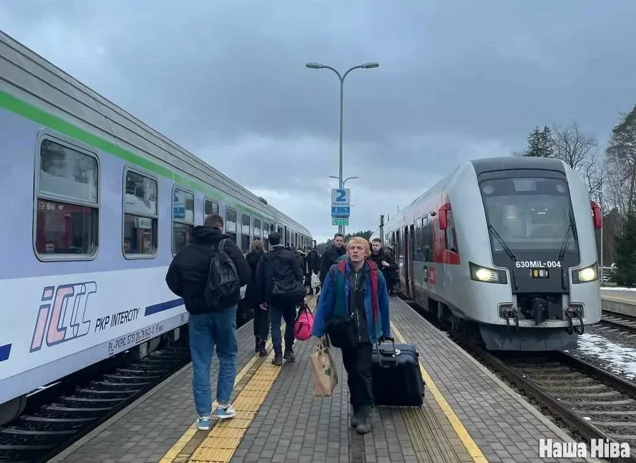 Станция Мацкава, где пассажиры пересаживаются из литовского поезда в польский