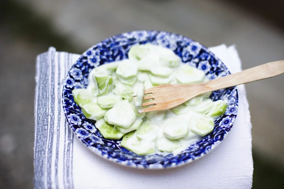 Salad with cucumber